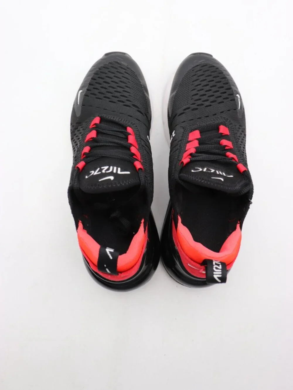 Nike Air Max 270 Red Black Youth 5.5 Womens 7 Low Top Lace-Up Running 943345-025